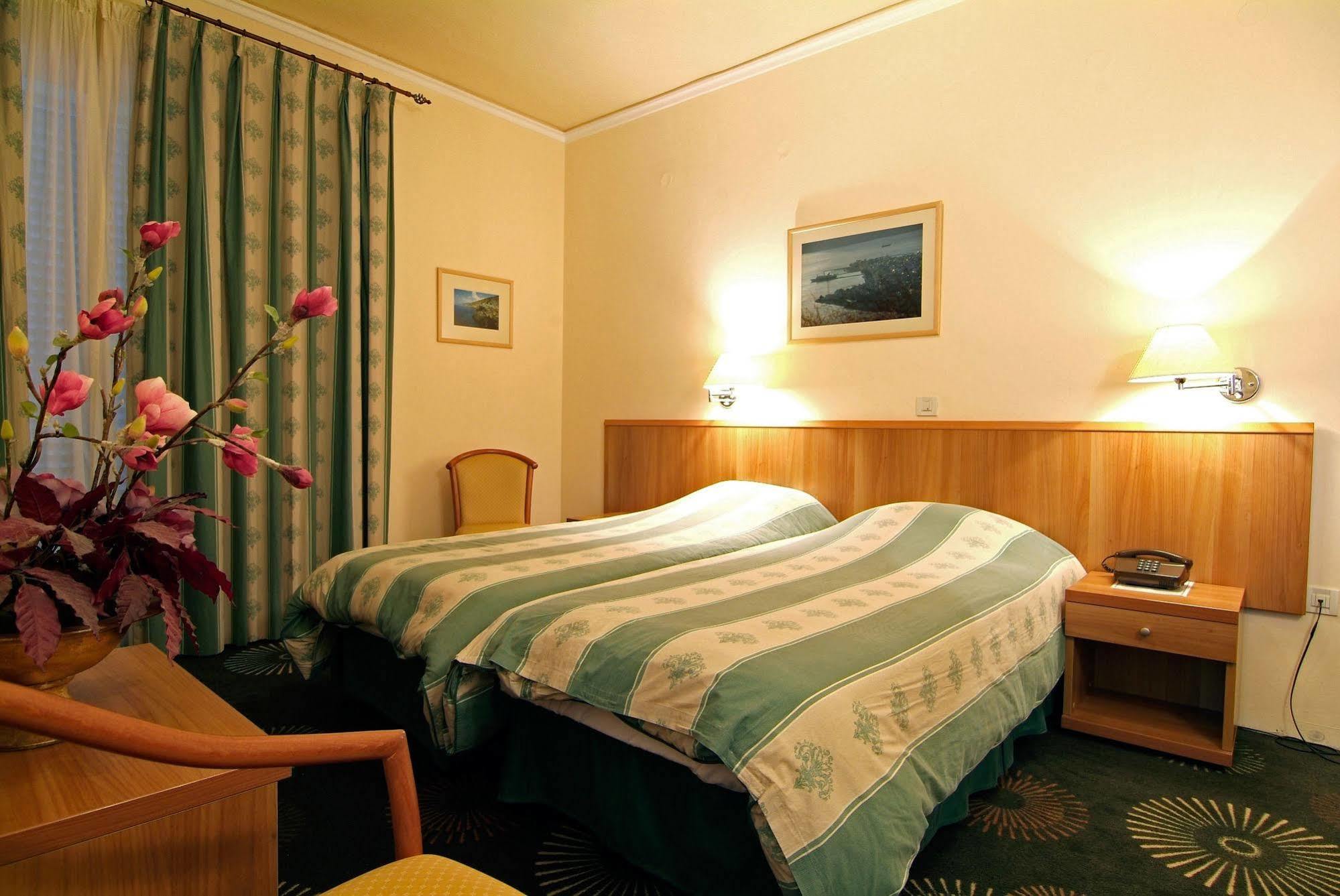 Hotel Kalafati อิเตอา ภายนอก รูปภาพ
